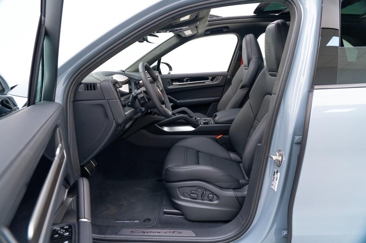 2025 Porsche Cayenne GTS Pompano Beach FL