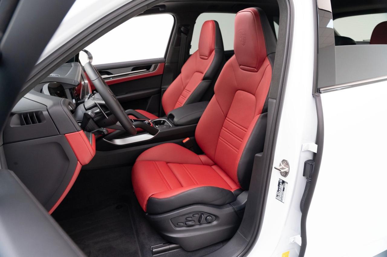 2025 Porsche Cayenne GTS Pompano Beach FL