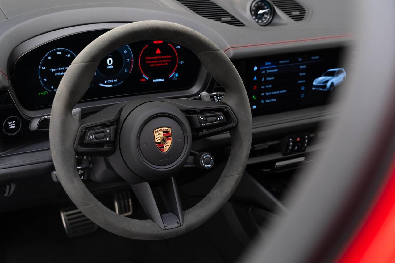 2025 Porsche Cayenne GTS Pompano Beach FL