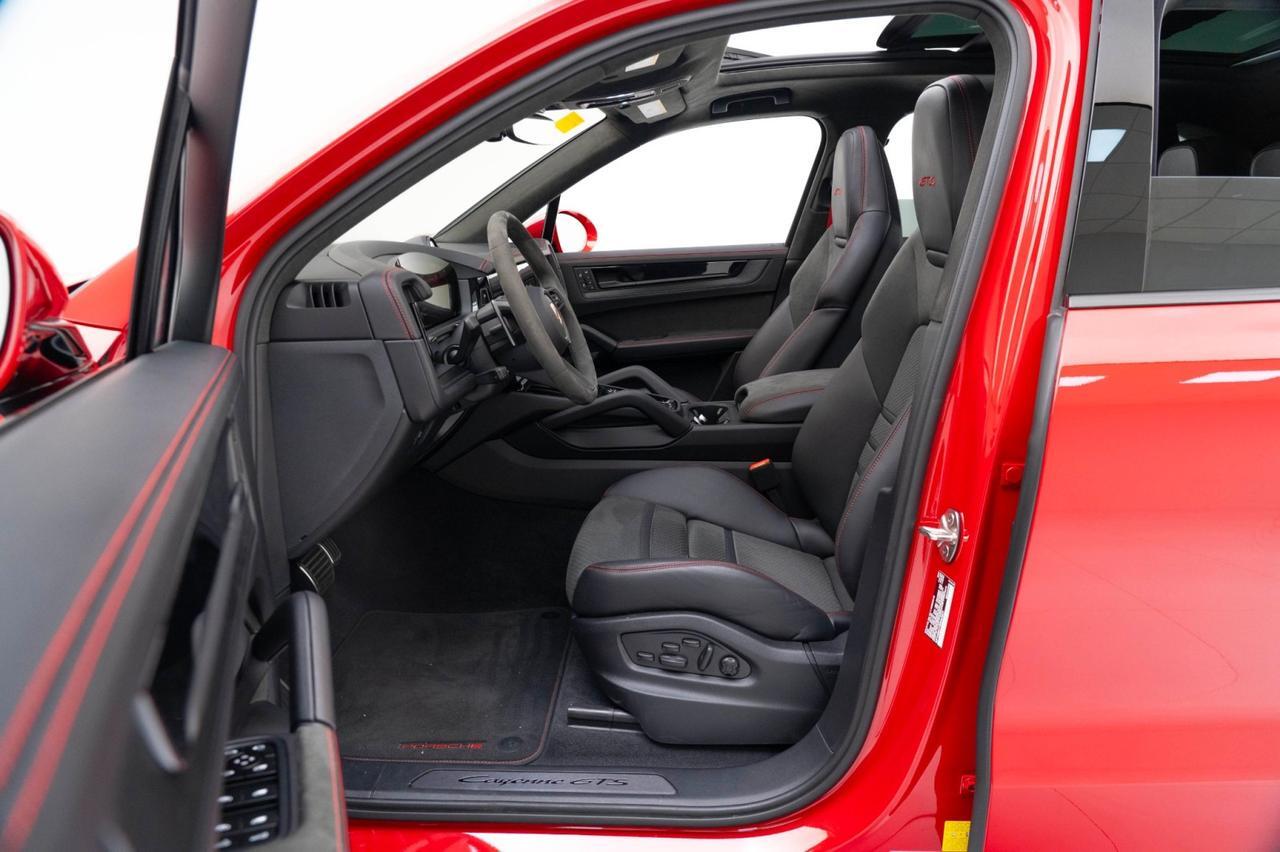 2025 Porsche Cayenne GTS Pompano Beach FL