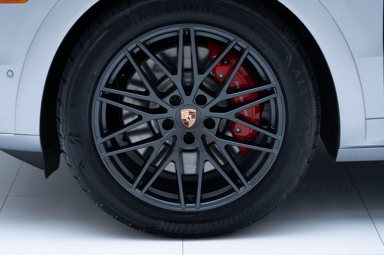 2025 Porsche Cayenne GTS Pompano Beach FL