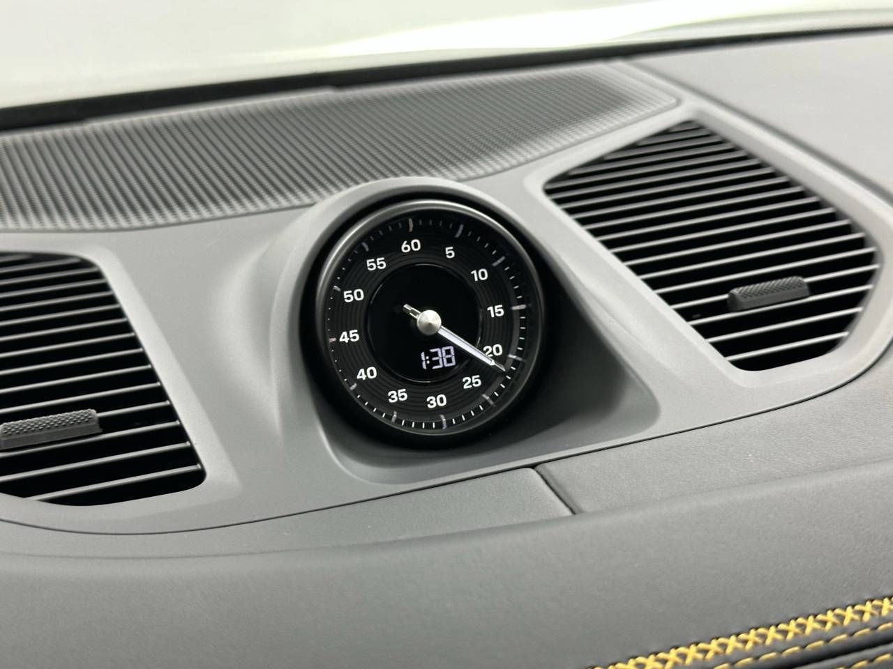2025 Porsche Cayenne GTS photo 47