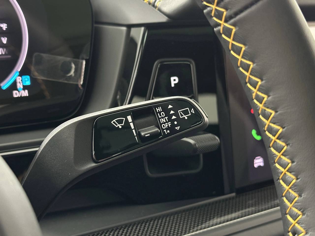 2025 Porsche Cayenne GTS photo 44