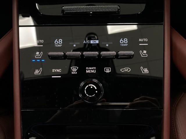 2025 Porsche Cayenne S Appleton WI