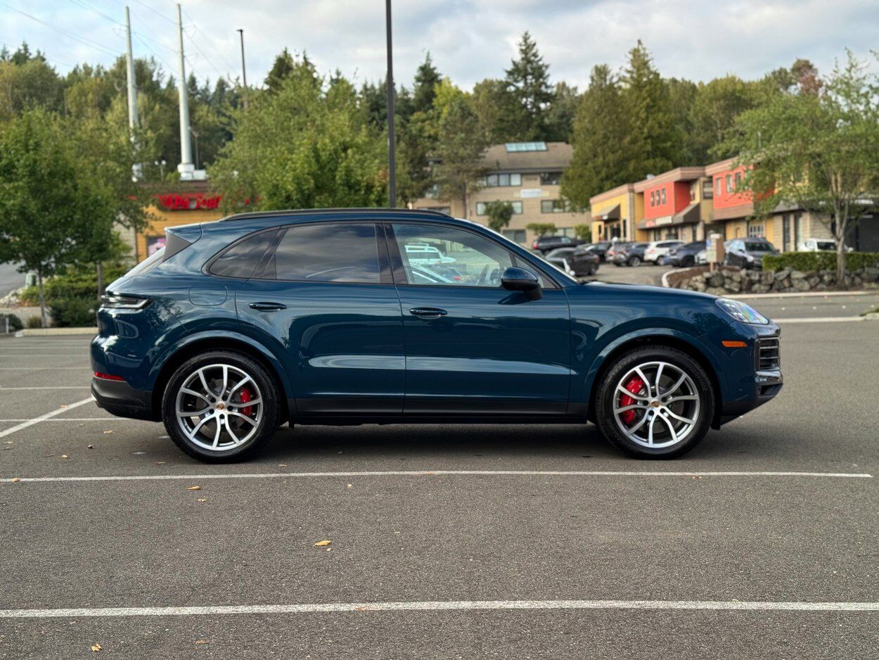 2025 Porsche Cayenne S Bellevue WA