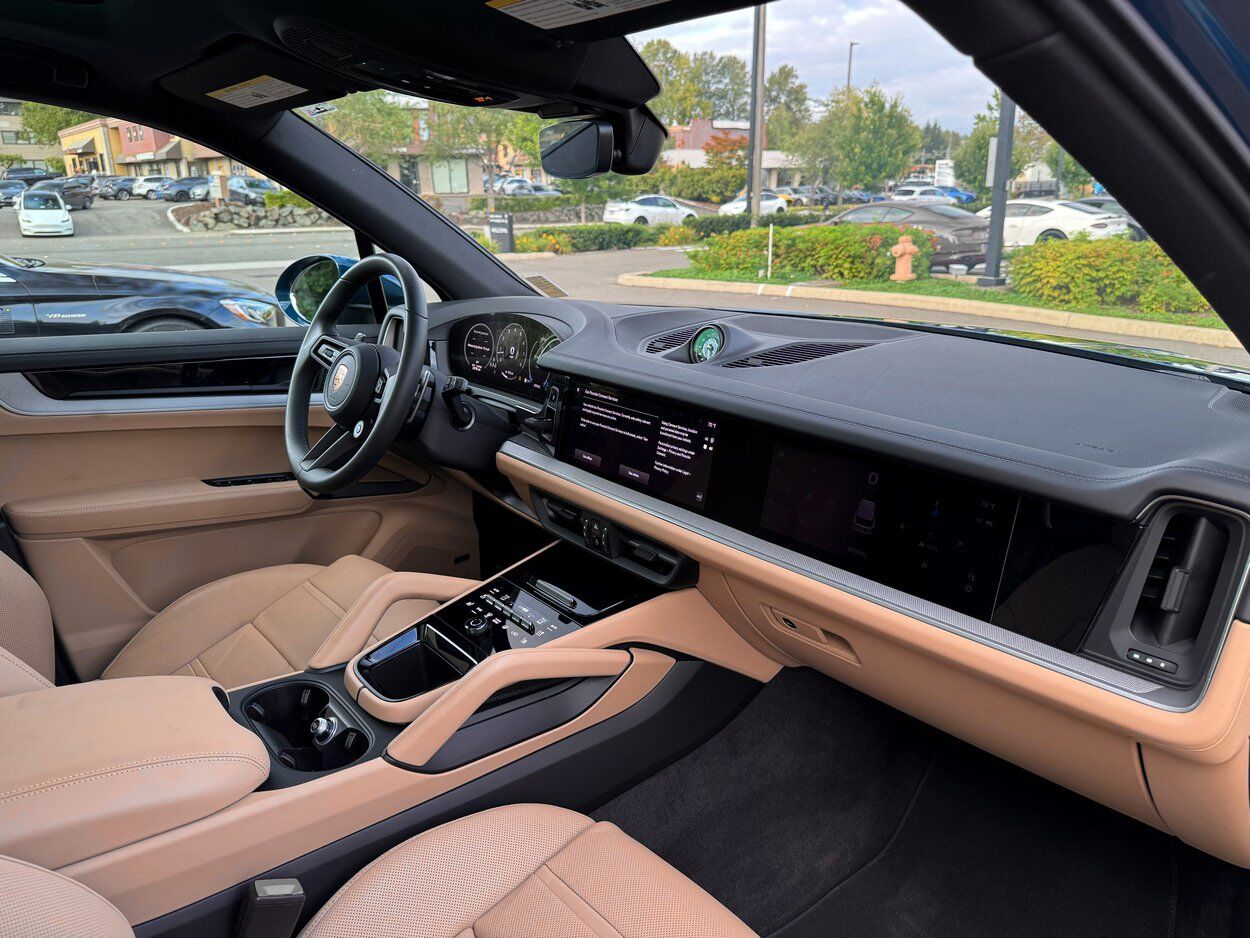 2025 Porsche Cayenne S Bellevue WA