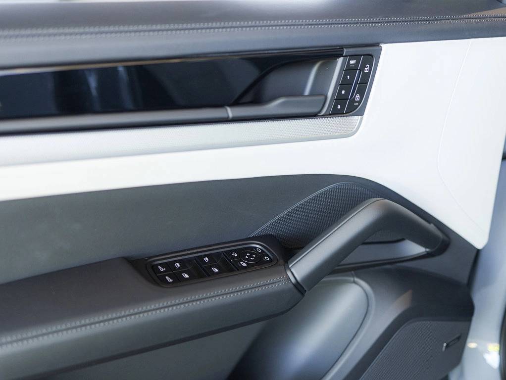 2025 Porsche Cayenne S Coupe Bakersfield CA
