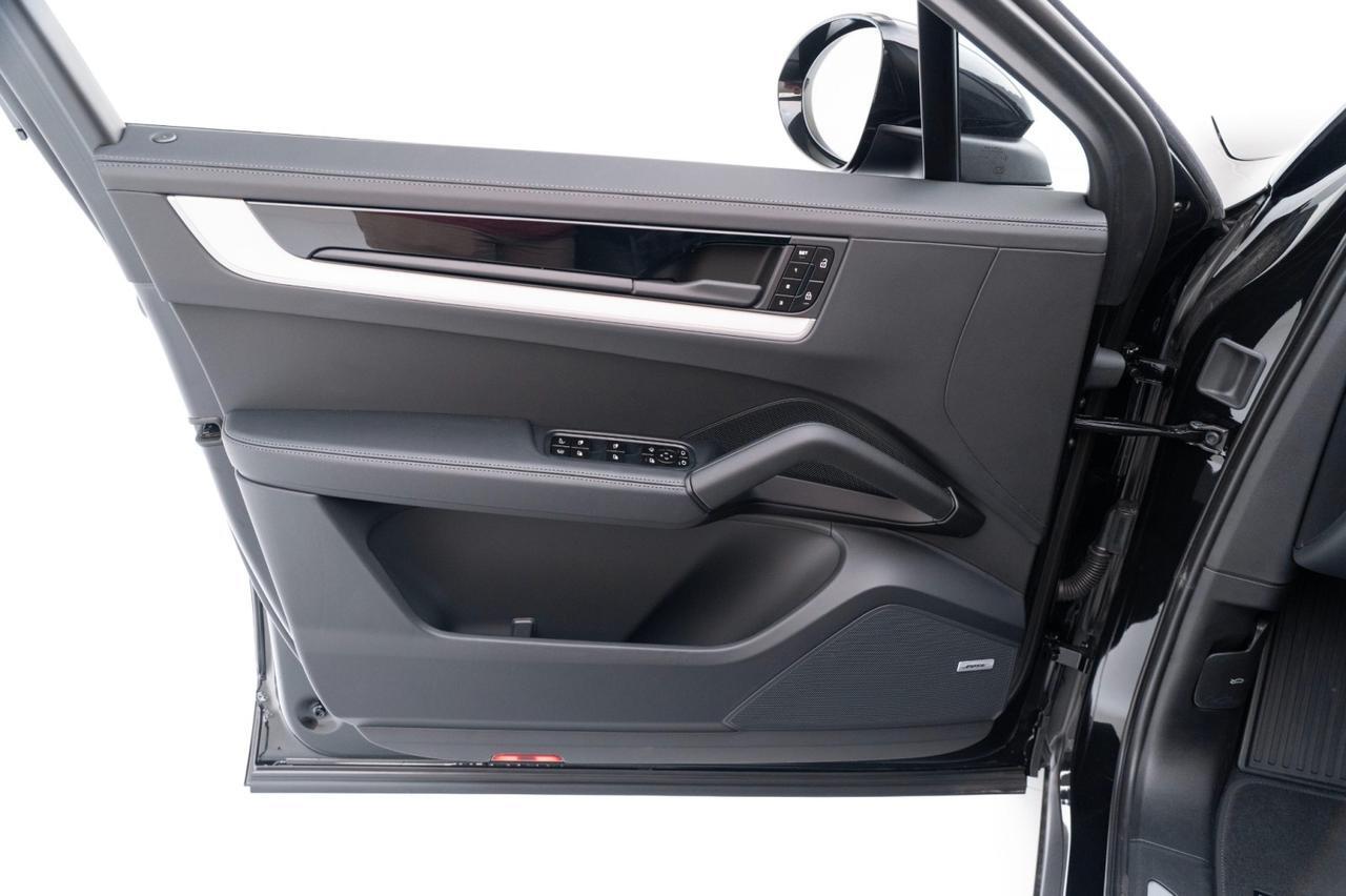 2025 Porsche Cayenne S E-Hybrid Coupe Pompano Beach FL