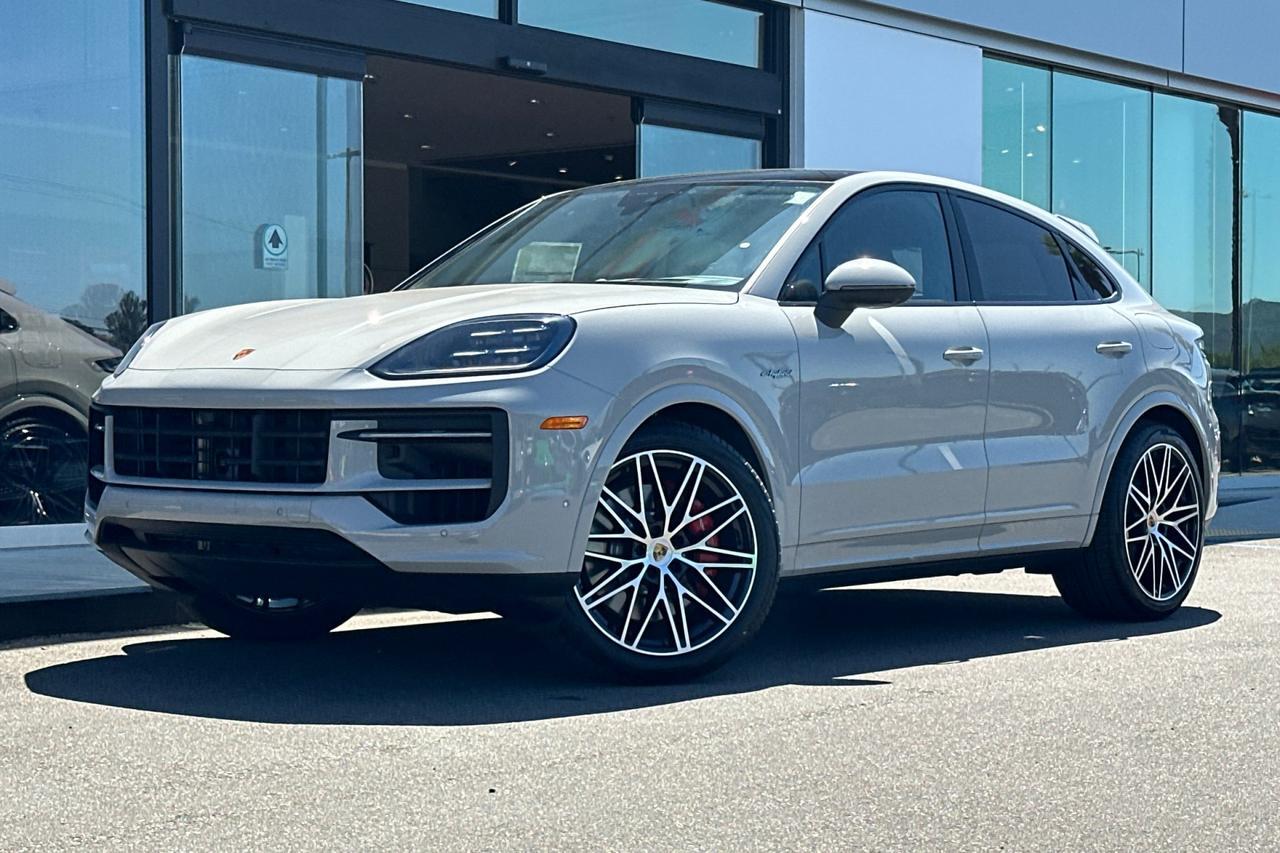 2025 Porsche Cayenne S E-Hybrid Coupe
