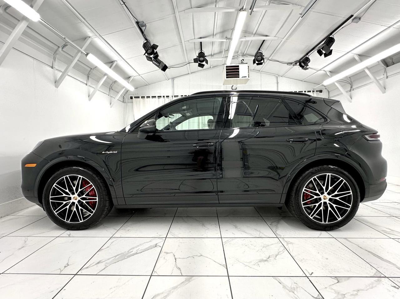 2025 Porsche Cayenne S E-Hybrid Newark DE