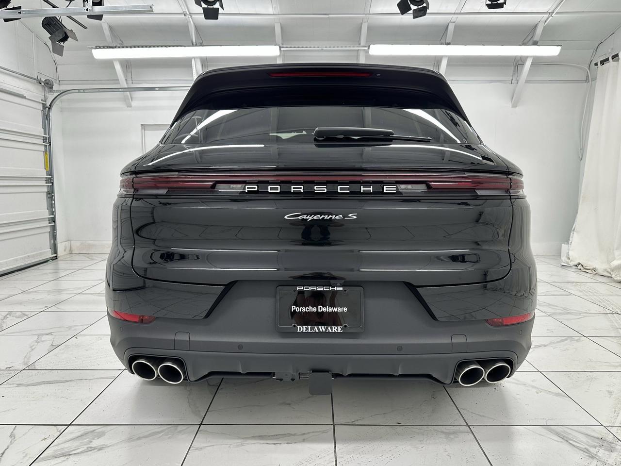 2025 Porsche Cayenne S E-Hybrid Newark DE