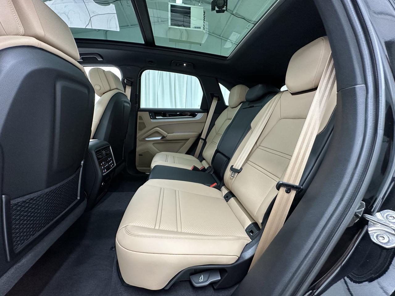 2025 Porsche Cayenne S E-Hybrid Newark DE