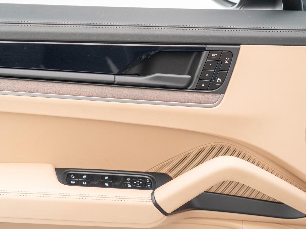 2025 Porsche Cayenne S E-Hybrid Pompano Beach FL