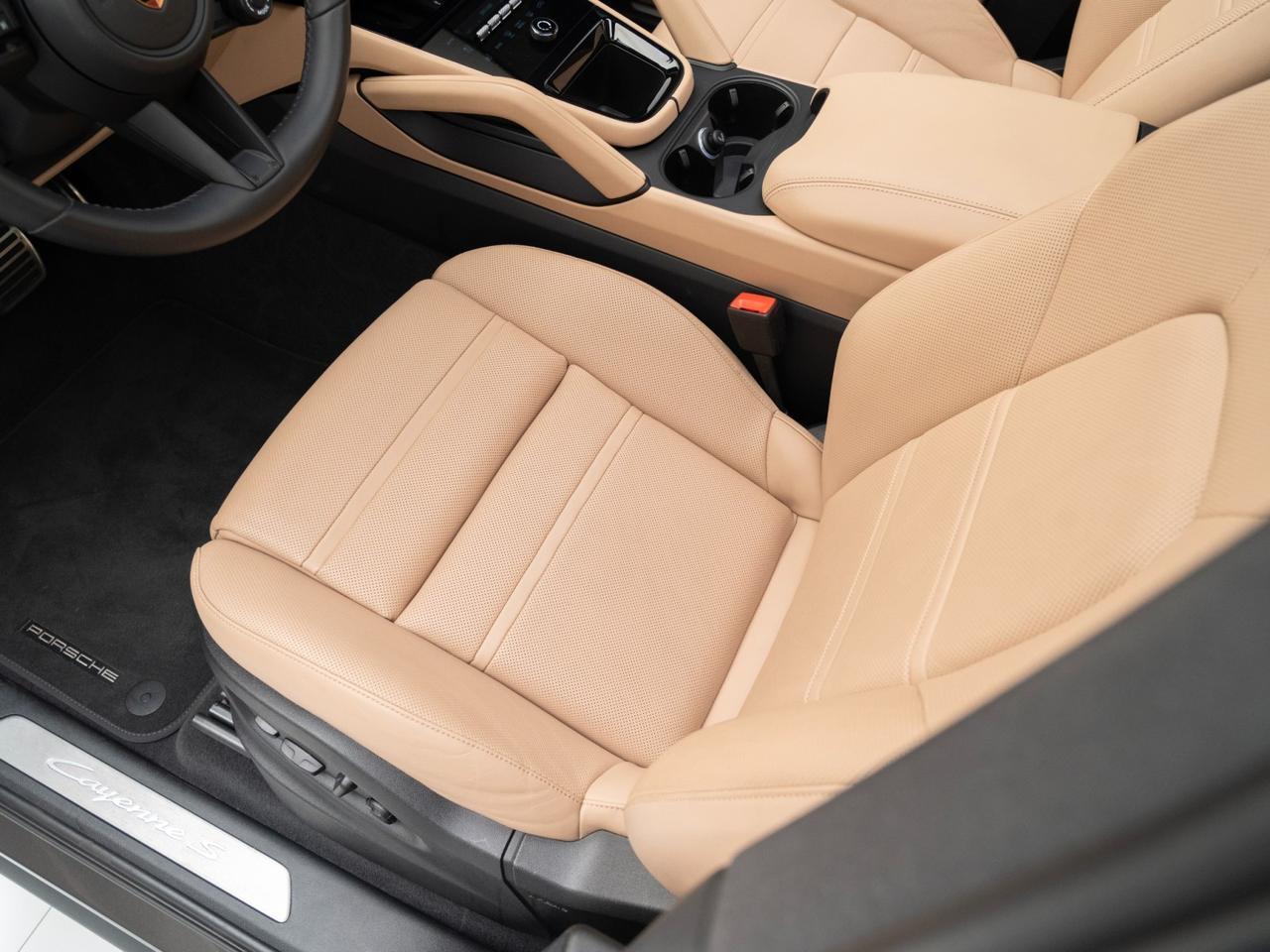 2025 Porsche Cayenne S E-Hybrid Pompano Beach FL