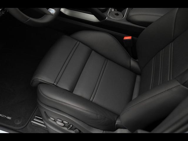 2025 Porsche Cayenne S E-Hybrid Pompano Beach FL