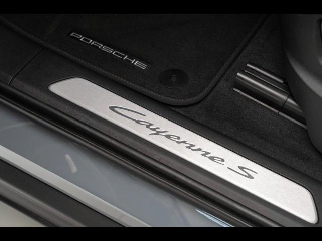 2025 Porsche Cayenne S E-Hybrid Pompano Beach FL