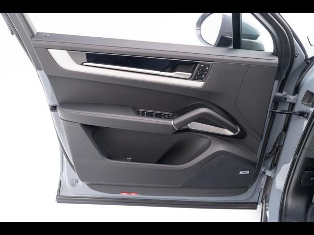 2025 Porsche Cayenne S E-Hybrid Pompano Beach FL