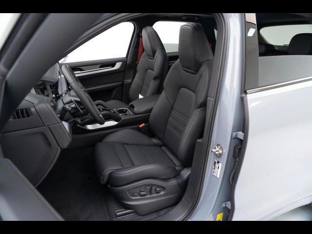 2025 Porsche Cayenne S E-Hybrid Pompano Beach FL
