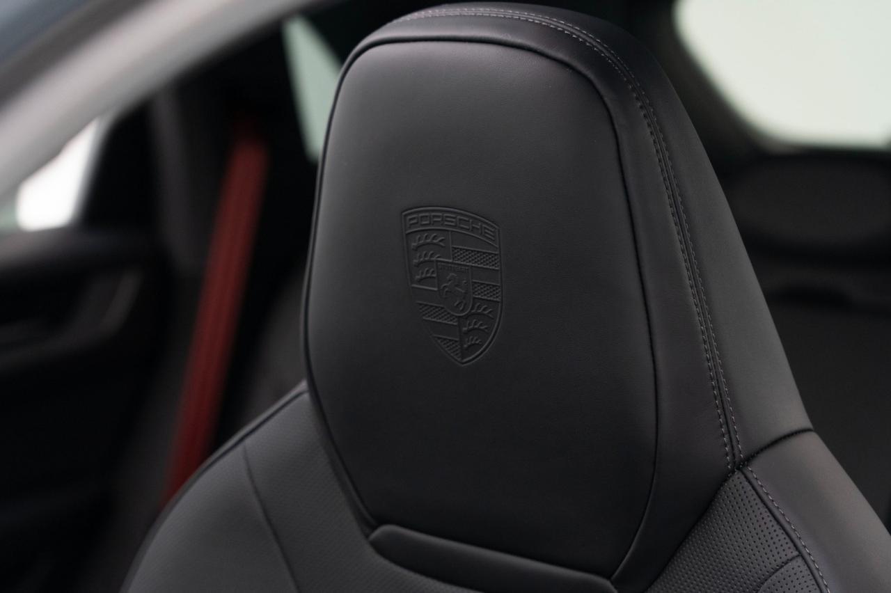 2025 Porsche Cayenne S E-Hybrid Pompano Beach FL