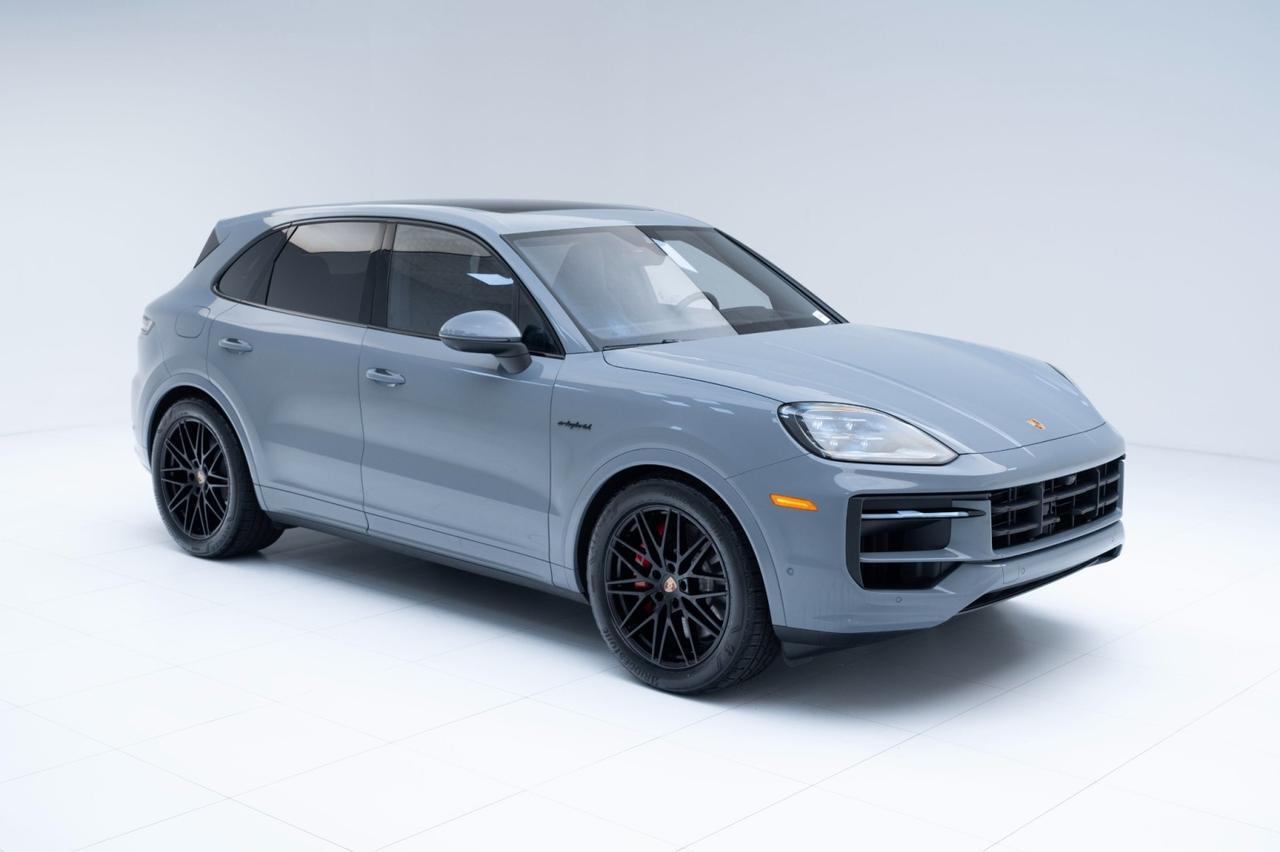 2025 Porsche Cayenne S E-Hybrid Pompano Beach FL