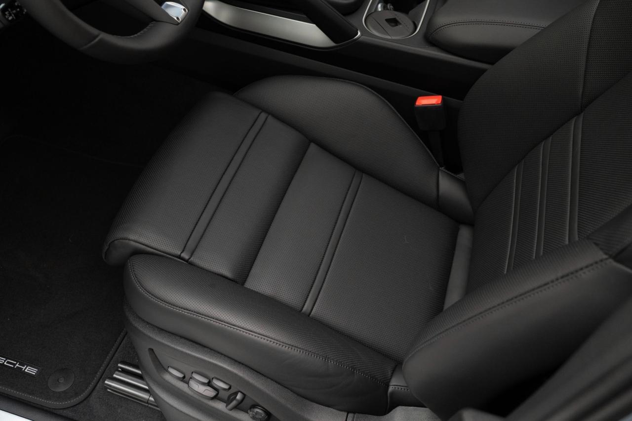 2025 Porsche Cayenne S E-Hybrid Pompano Beach FL