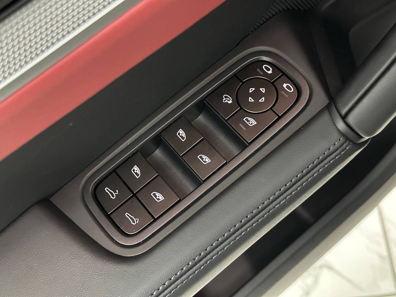 2025 Porsche Cayenne S Newark DE