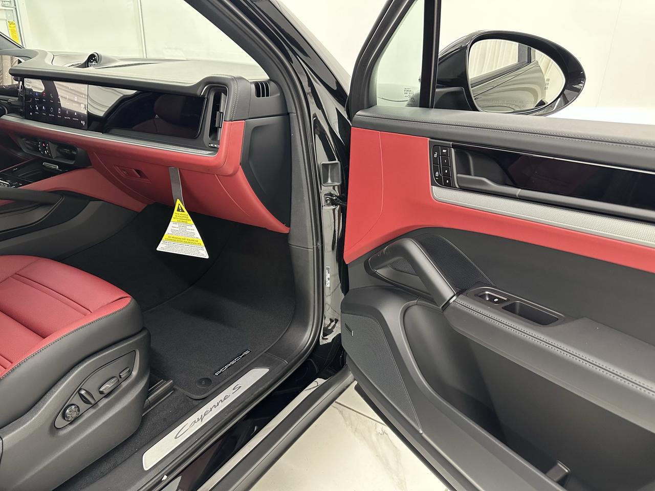 2025 Porsche Cayenne S Newark DE