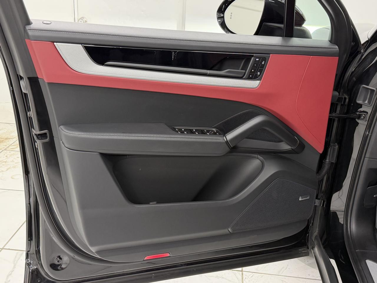 2025 Porsche Cayenne S Newark DE