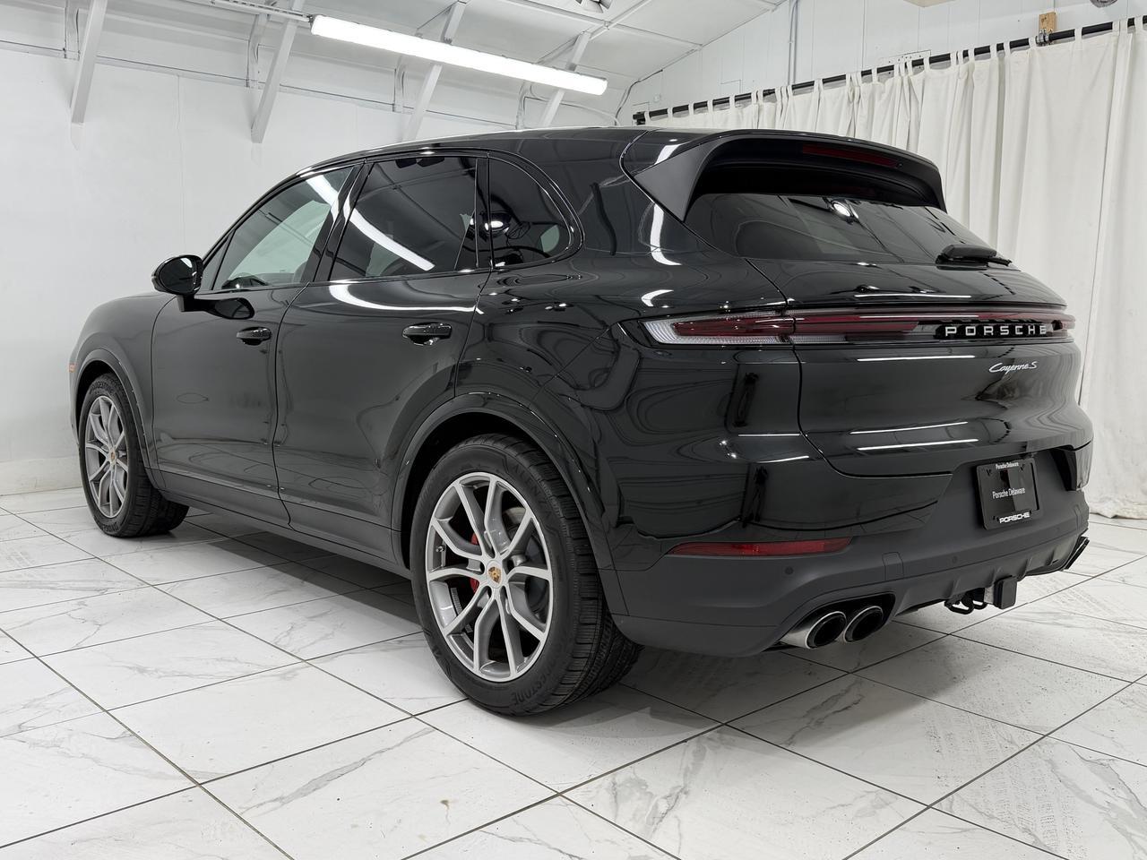 2025 Porsche Cayenne S Newark DE