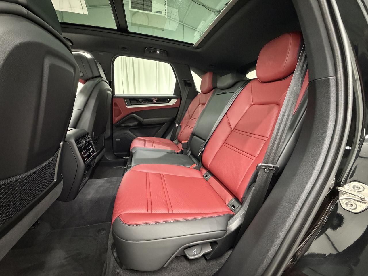 2025 Porsche Cayenne S Newark DE