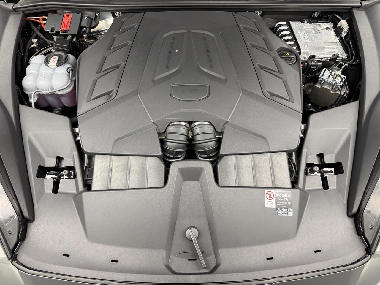 2025 Porsche Cayenne S Newark DE