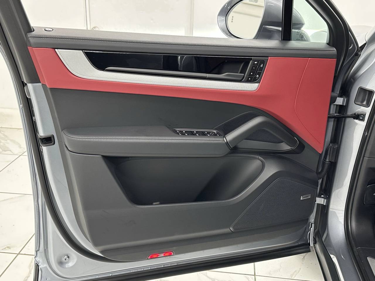 2025 Porsche Cayenne S Newark DE