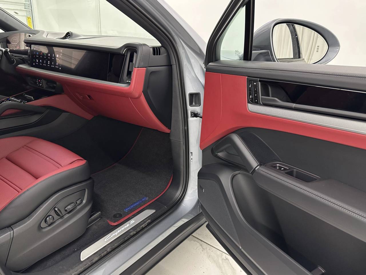2025 Porsche Cayenne S Newark DE