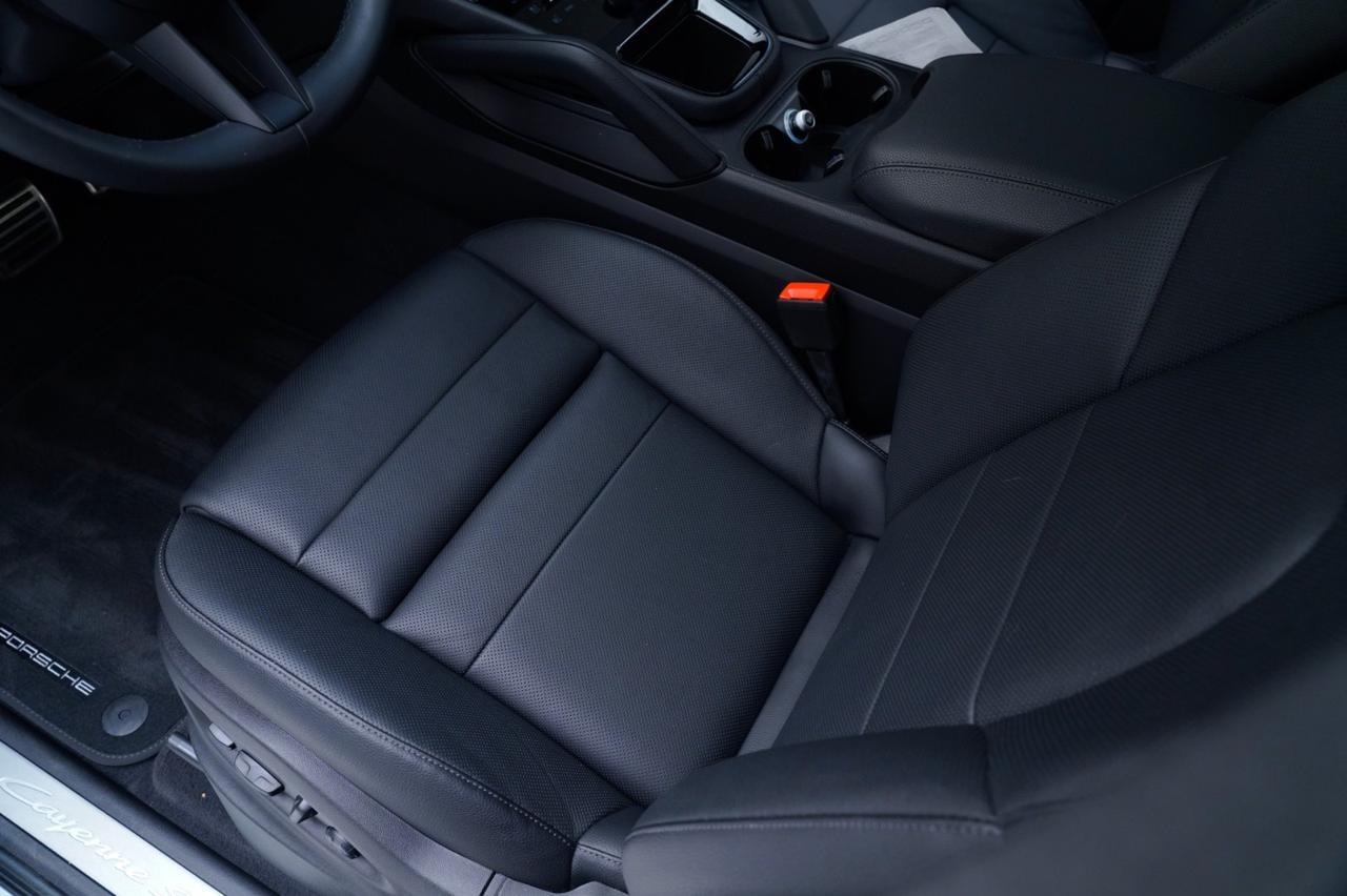 2025 Porsche Cayenne S Pompano Beach FL