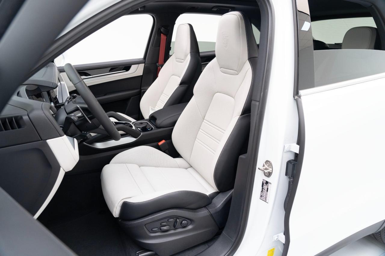 2025 Porsche Cayenne S Pompano Beach FL