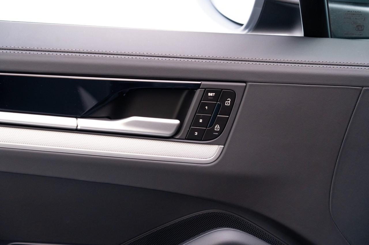 2025 Porsche Cayenne S Pompano Beach FL