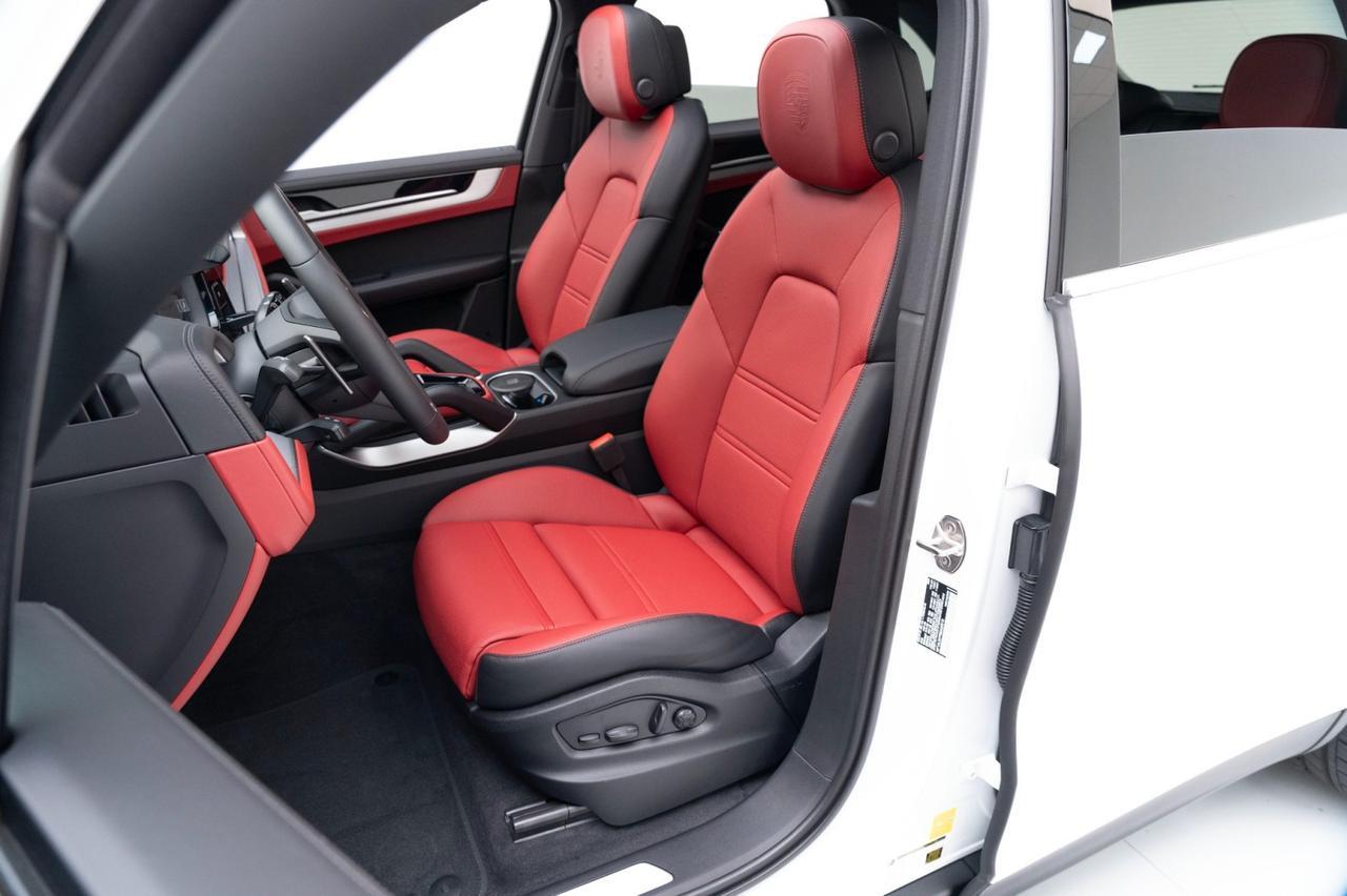 2025 Porsche Cayenne S Pompano Beach FL