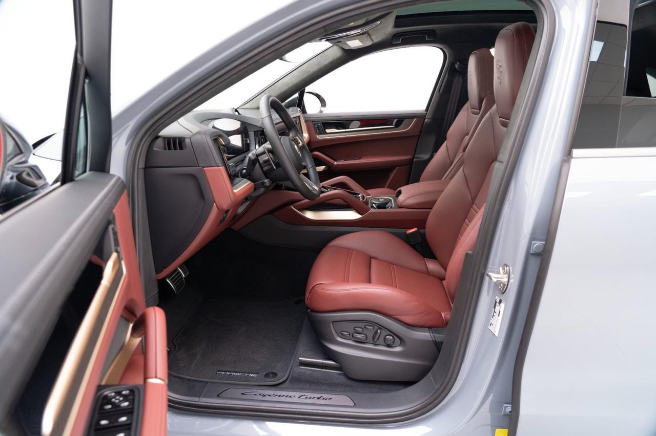 2025 Porsche Cayenne Turbo E-Hybrid Coupe Pompano Beach FL
