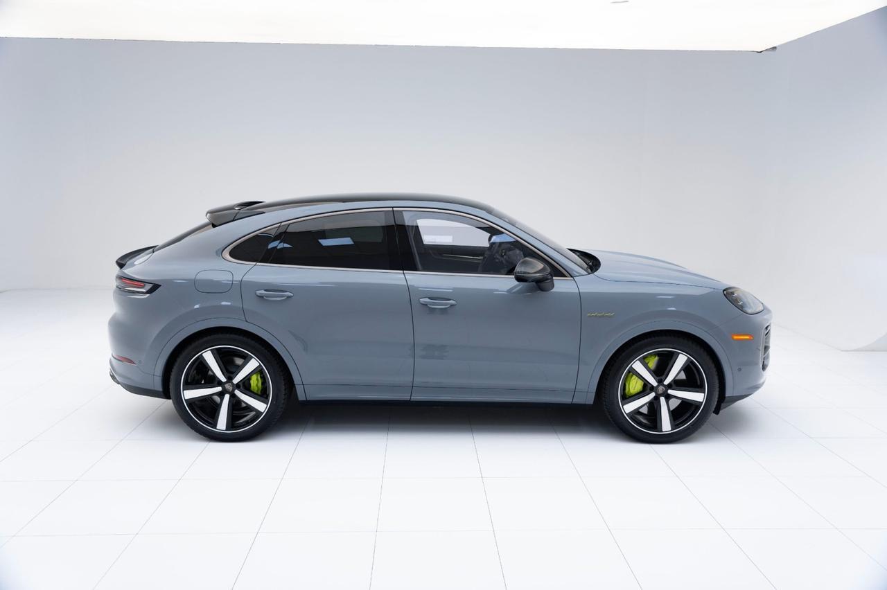 2025 Porsche Cayenne Turbo E-Hybrid Coupe Pompano Beach FL