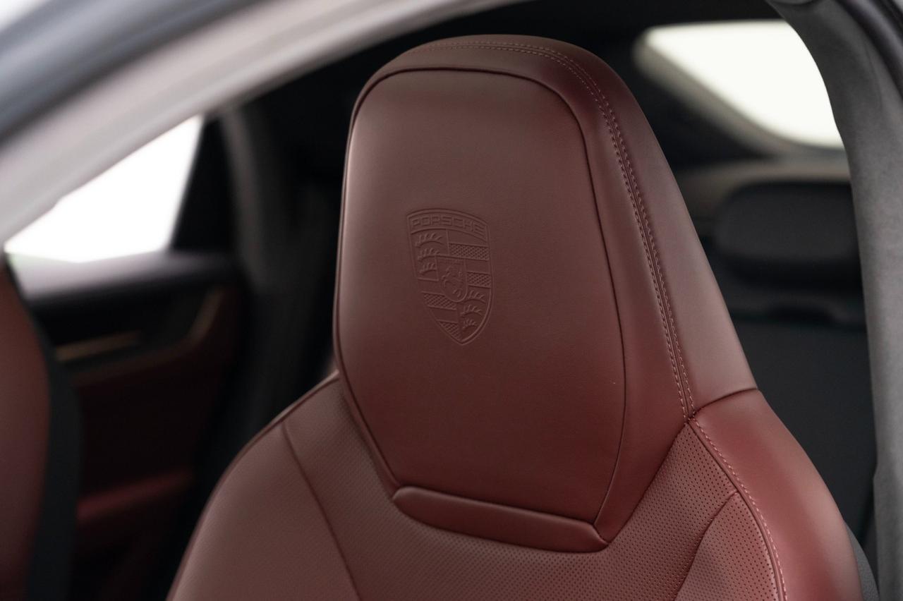 2025 Porsche Cayenne Turbo E-Hybrid Coupe Pompano Beach FL