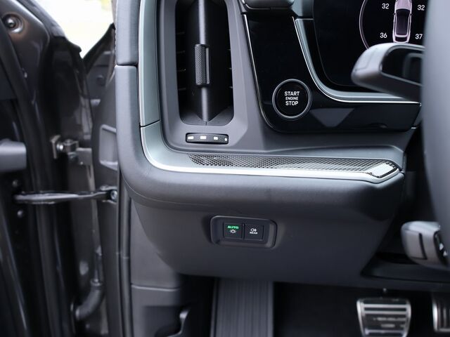 2025 Porsche Cayenne Turbo E-Hybrid Coupe Turbo Oshkosh WI