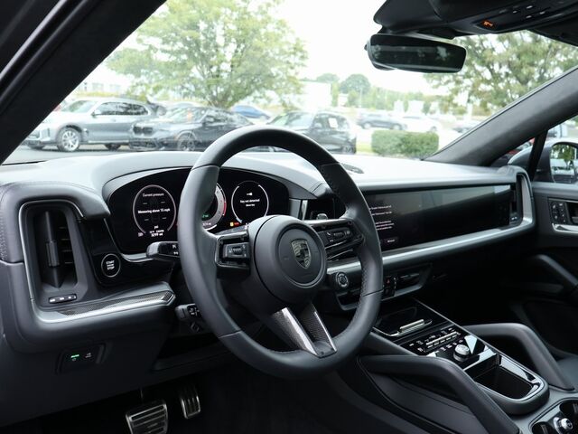 2025 Porsche Cayenne Turbo E-Hybrid Coupe Turbo Oshkosh WI