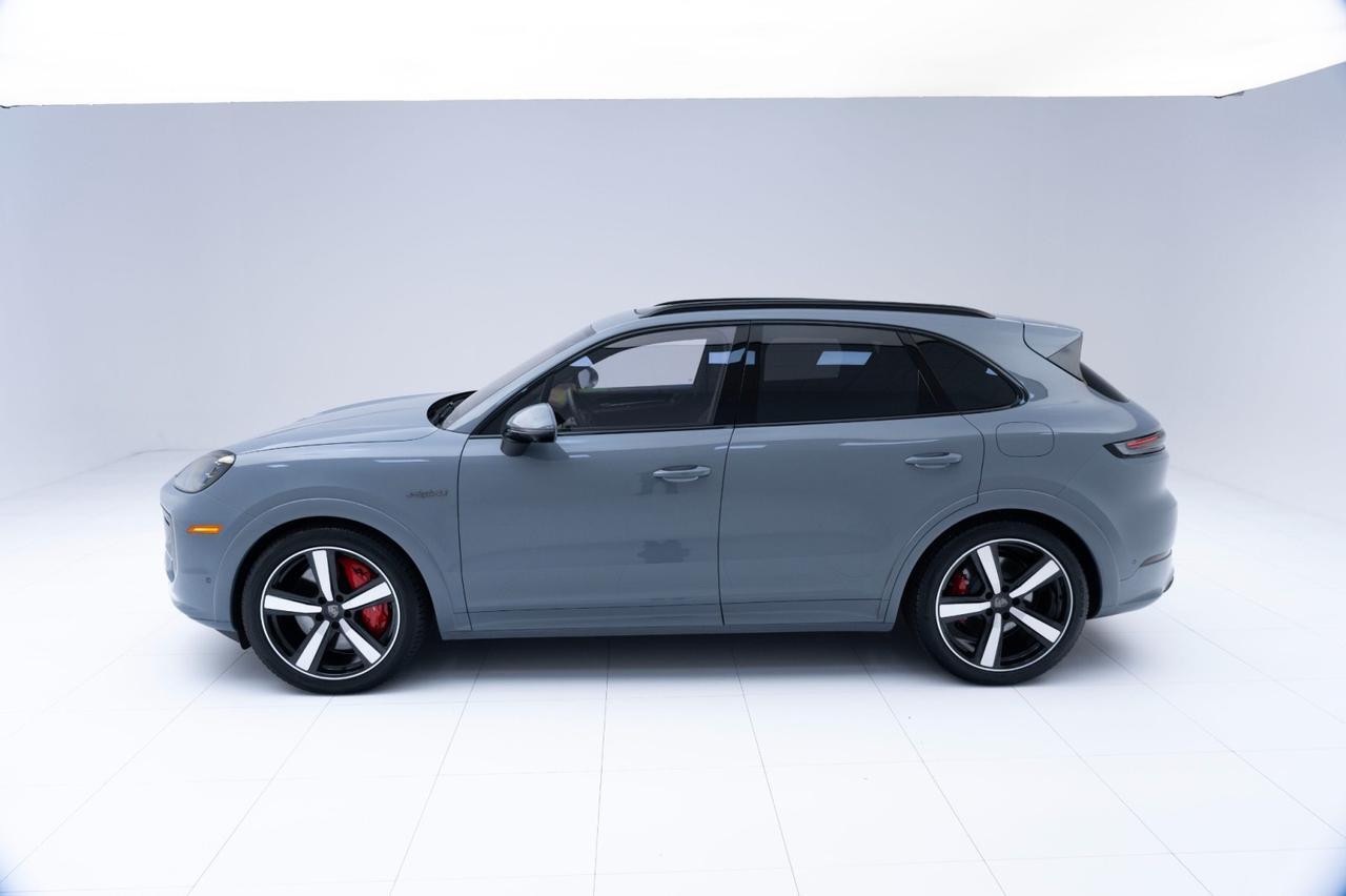 2025 Porsche Cayenne Turbo E-Hybrid Pompano Beach FL