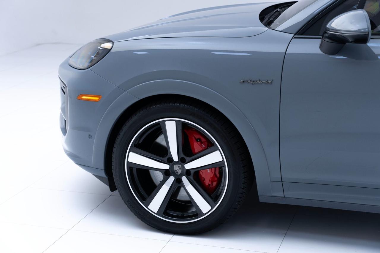 2025 Porsche Cayenne Turbo E-Hybrid Pompano Beach FL