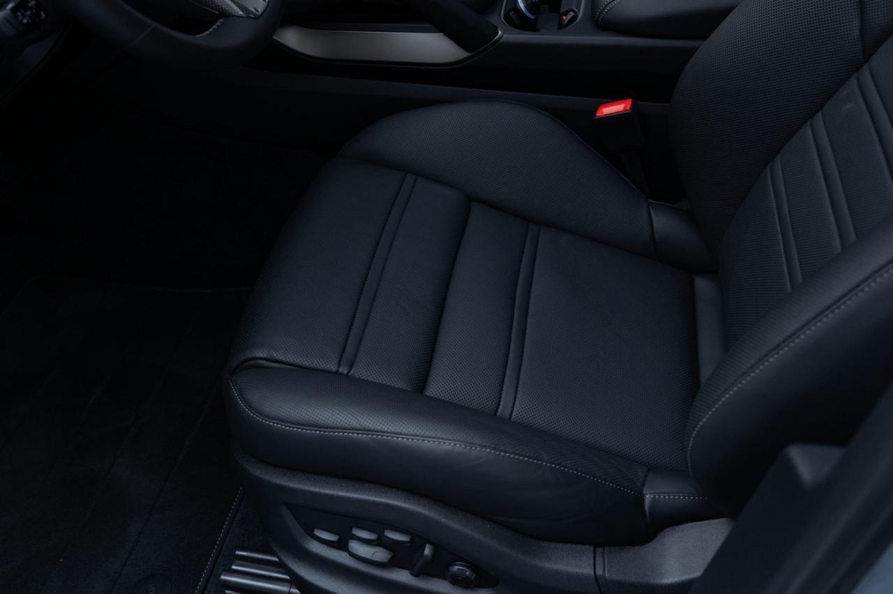 2025 Porsche Cayenne Turbo E-Hybrid Pompano Beach FL