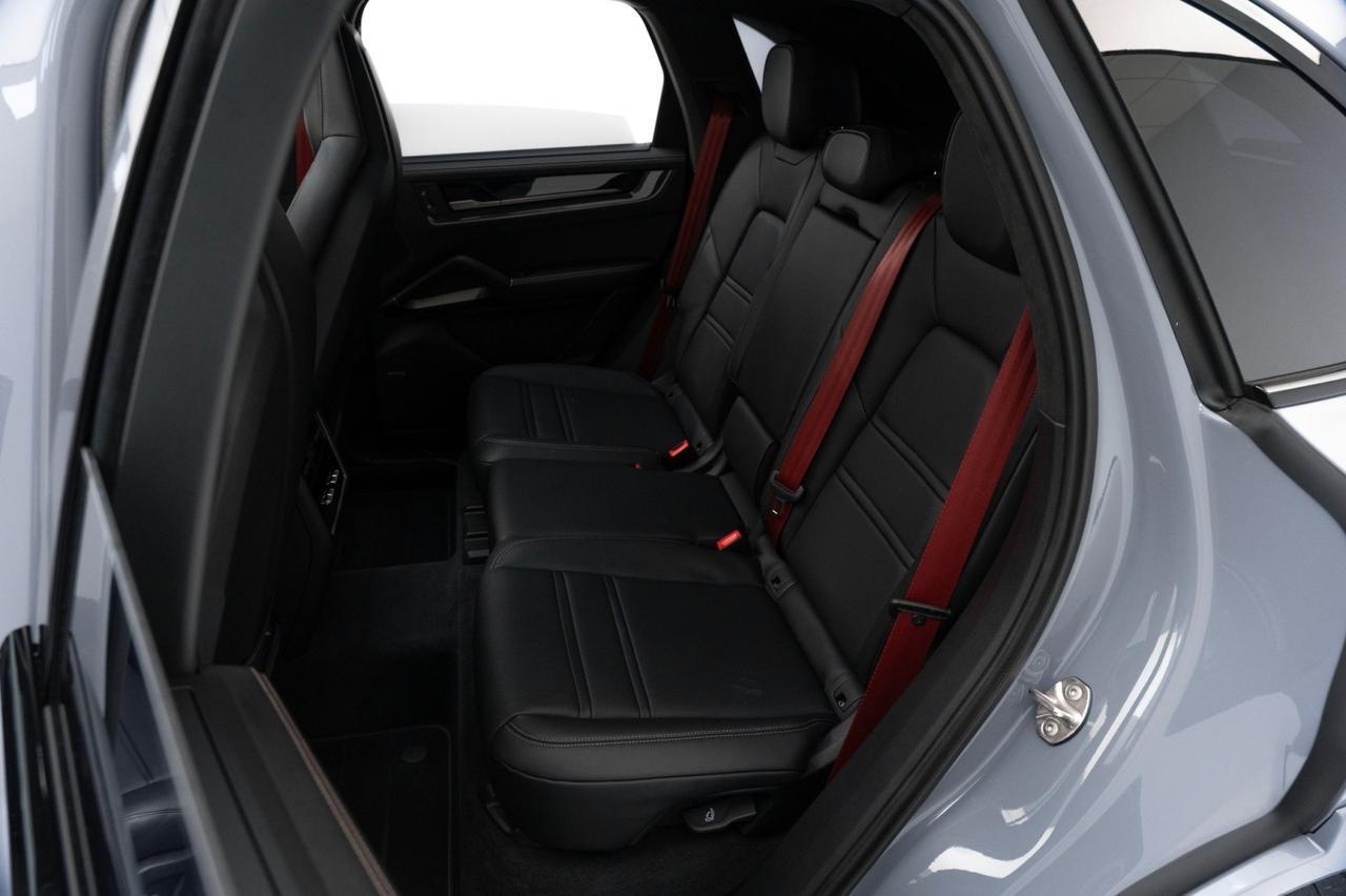 2025 Porsche Cayenne Turbo E-Hybrid Pompano Beach FL
