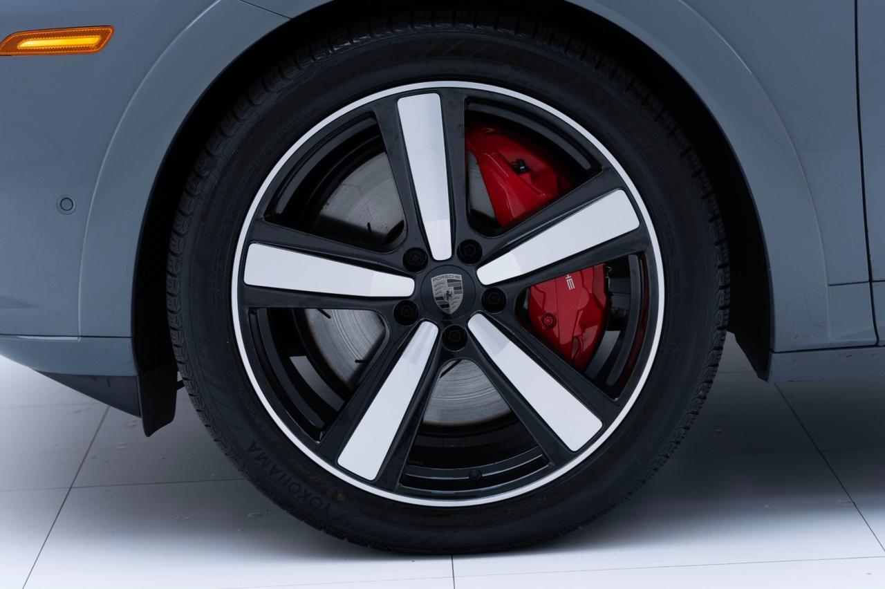 2025 Porsche Cayenne Turbo E-Hybrid Pompano Beach FL