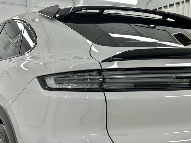 2025 Porsche Cayenne Turbo Gt Newark DE