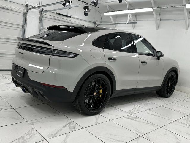 2025 Porsche Cayenne Turbo Gt Newark DE