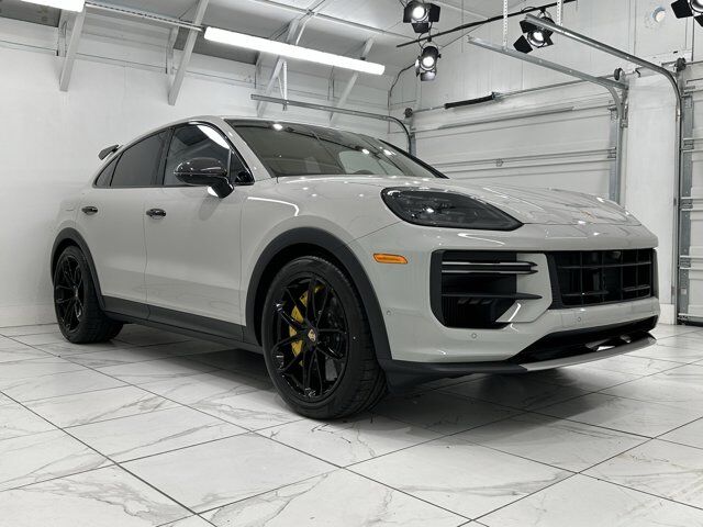 2025 Porsche Cayenne Turbo Gt Newark DE